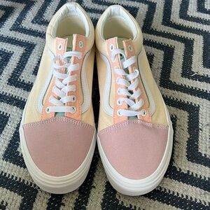 Vans Old Skool Shoes